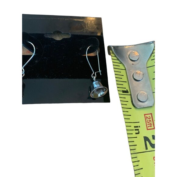 🌸3/$15🌸Vintage Etched Silver Bell Dangling Earrings - Picture 3 of 3